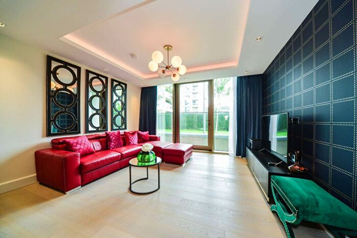 1 Bedroom Flat To Rent In Warwick Lane, Kensington, London, W14