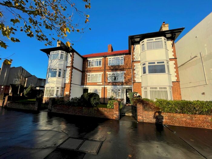 1 Bedroom Flat To Rent In Brighton Road, South Croydon CR2