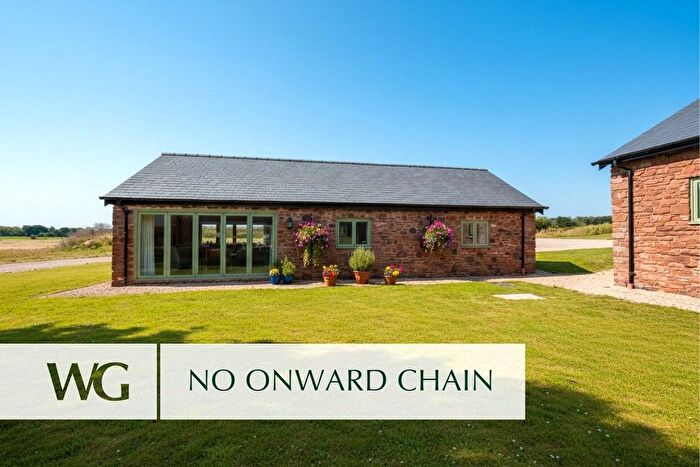2 Bedroom Bungalow For Sale In Broadclyst, Exeter, EX5