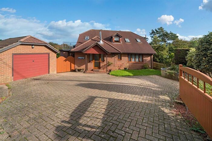 4 Bedroom Detached House For Sale In Totland Bay, Isle Of Wight, PO39