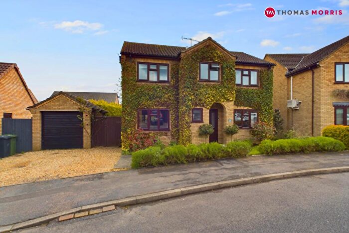 4 Bedroom Detached House For Sale In Grove Way, Bury, Ramsey, Huntingdon, PE26