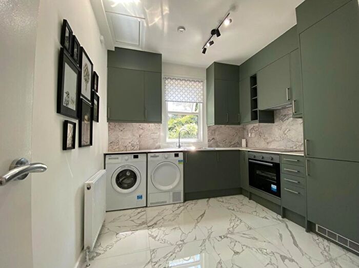 1 Bedroom Flat To Rent In Floyd Road London, SE7