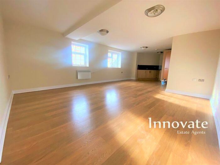 1 Bedroom Apartment To Rent In George Road, Oldbury, B68