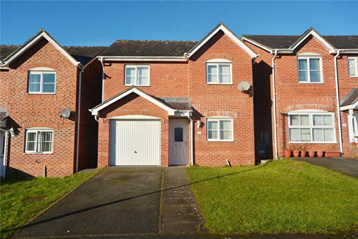 3 Bedroom Detached House For Sale In Maes Berea, Bangor, Gwynedd, LL57