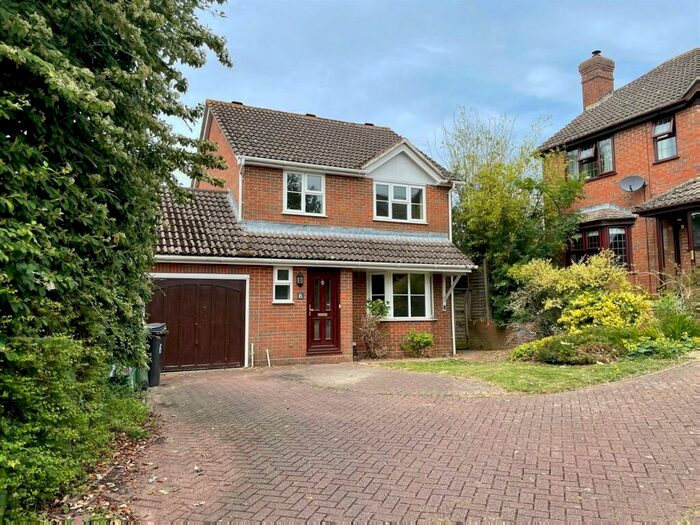3 Bedroom Detached House To Rent In Strouds Meadow, Cold Ash, Thatcham, RG18