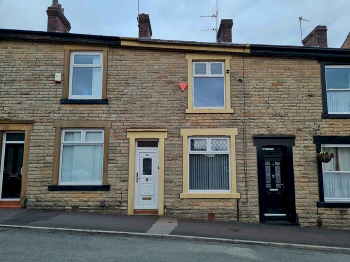 2 Bedroom Terraced House To Rent In Farrow Street, Shaw, OL2