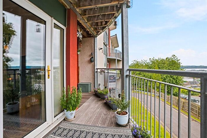 3 Bedroom Flat For Sale In Eden Bank, Dundee, DD4