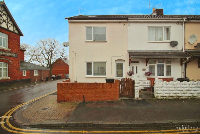 1 Bedroom End Of Terrace House To Rent In Redcliffe Street, Rodbourne, Swindon, SN2