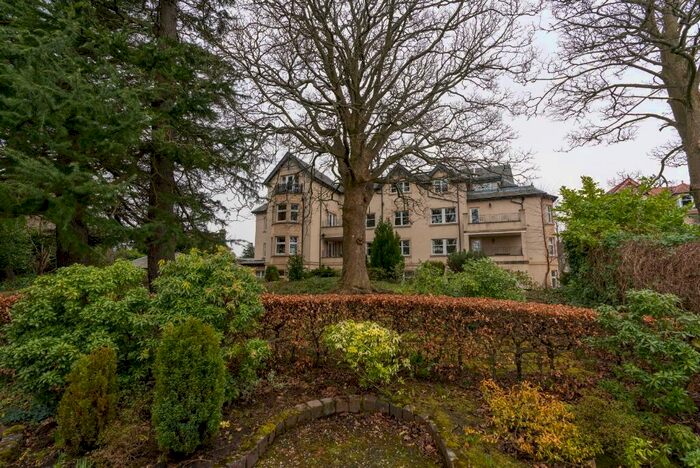 3 Bedroom Flat To Rent In Hermitage Drive, Morningside, Edinburgh, EH10