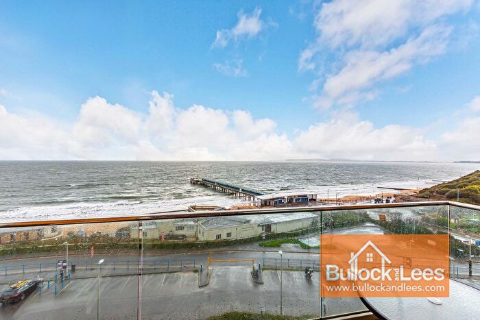 2 Bedroom Flat For Sale In Marina Close, Boscombe, Bournemouth, BH5