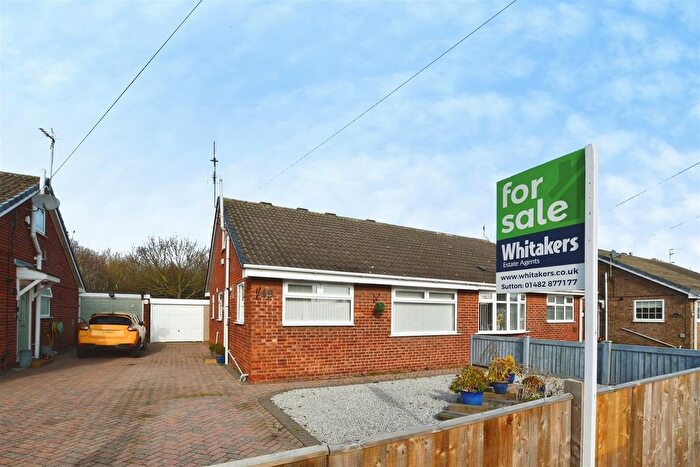 3 Bedroom Semi-Detached Bungalow For Sale In Weardale, Hull, HU7