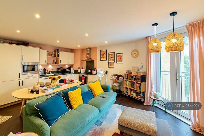 2 Bedroom Flat To Rent In Ceylon Wharf Apartments, London, SE16