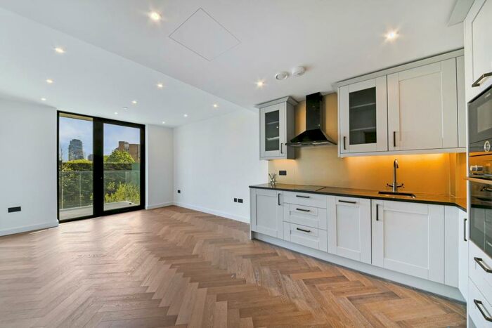 Apartment To Rent In Merino Wharf, London Dock, London, E1W