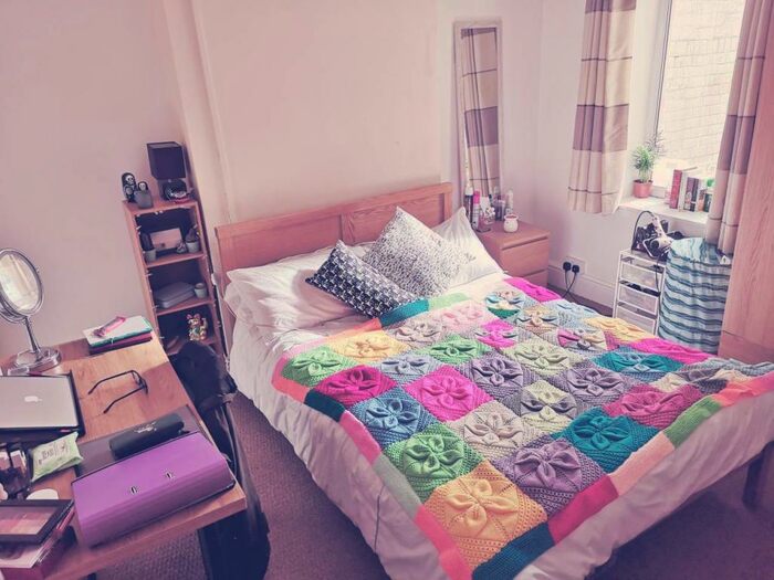 5 Bedroom House To Rent In Strathnairn Street, Cathays, Cardiff, CF24