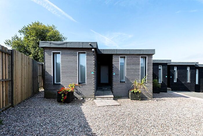 1 Bedroom Flat To Rent In Prow Park, Treloggan Industrial Estate, Newquay, TR7