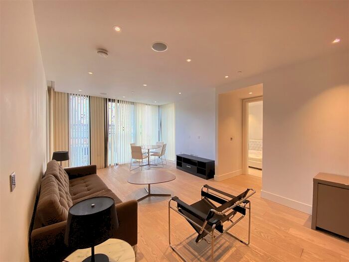 2 Bedroom Flat To Rent In Merchant Square, Paddington, London, W2