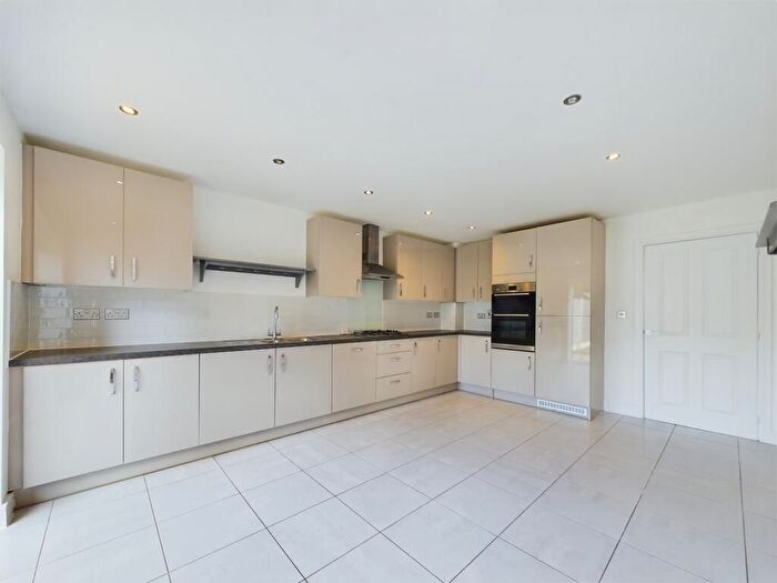 4 Bedroom Property To Rent In Kingsway Boulevard, Derby, DE22