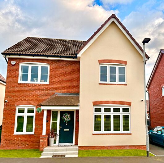 4 Bedroom Detached House For Sale In Watts Drive, Telford, Shifnal, TF11