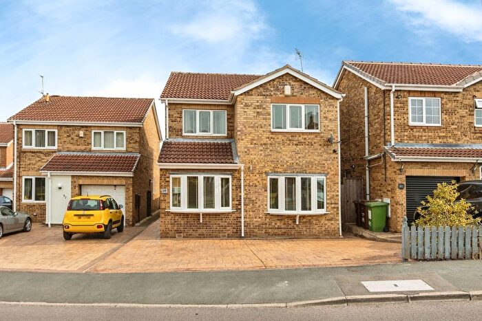 4 Bedroom Detached House For Sale In Hastings Court, Normanton, WF6