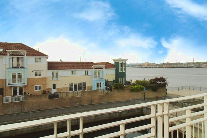 2 Bedroom Flat To Rent In Broad Landing, South Shields, NE33