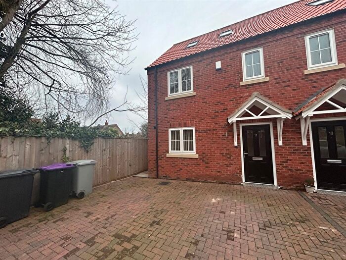 3 Bedroom Property To Rent In Cullingford Way, Louth, LN11
