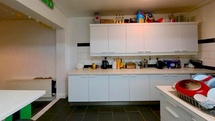 6 Bedroom Property To Rent In Croydon Road, Bournbrook, Birmingham, B29