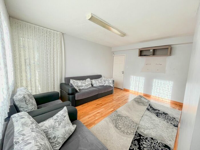 3 Bedroom Flat To Rent In Remington Road, Tottenham, N15