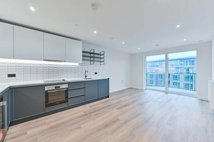 1 Bedroom Flat For Sale In Kidbrooke Village, Kidbrooke, SE3