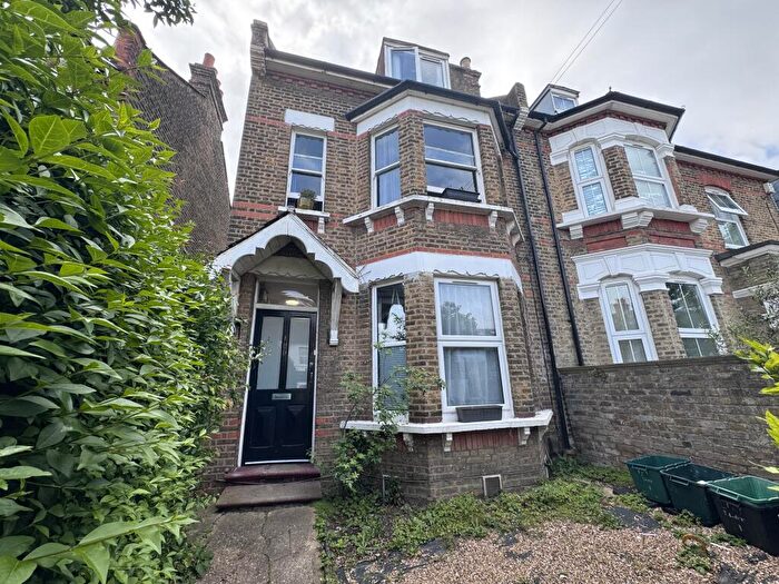 Semi-Detached House For Sale In Mackenzie Road, Beckenham, Bromley, BR3