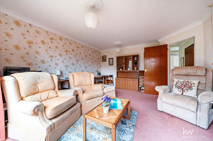 2 Bedroom Maisonette For Sale In The Lawns, Stevenage, Hertfordshire, SG2