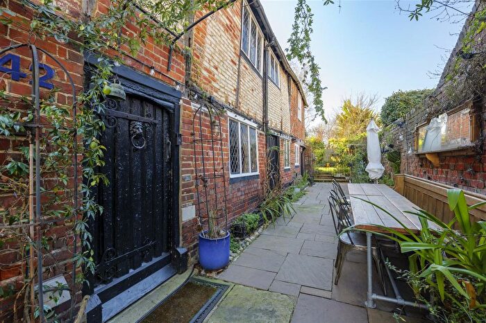 5 Bedroom Semi-Detached House For Sale In The Shippe, High Street, Bridge, CT4