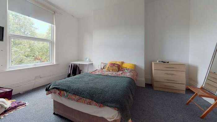 8 Bedroom Terraced House To Rent In Cardigan Road, Headingley, Leeds, LS6