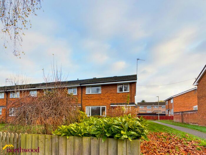 3 Bedroom End Of Terrace House To Rent In Evenlode, Banbury OX16