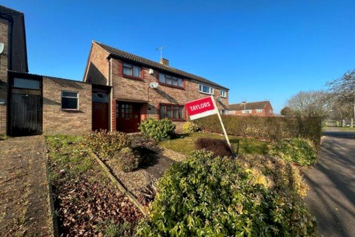 3 Bedroom Property To Rent In Whaddon Way, Milton Keynes, MK3