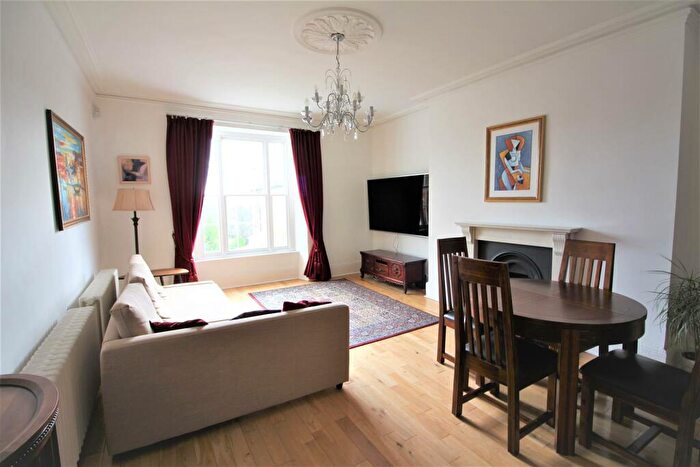 2 Bedroom Flat To Rent In Oakfield Road, Clifton, Bristol, BS8
