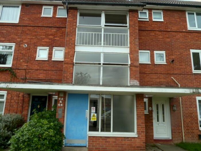 2 Bedroom Maisonette To Rent In Southend Close, Stevenage SG1