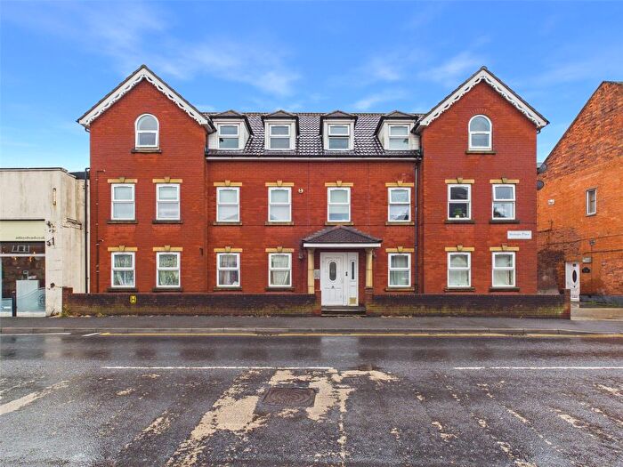 2 Bedroom Flat For Sale In Church Street, Highbridge, Somerset, TA9