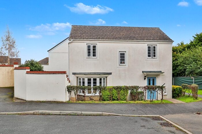 3 Bedroom Detached House For Sale In Round Ring Gardens, Penryn, TR10