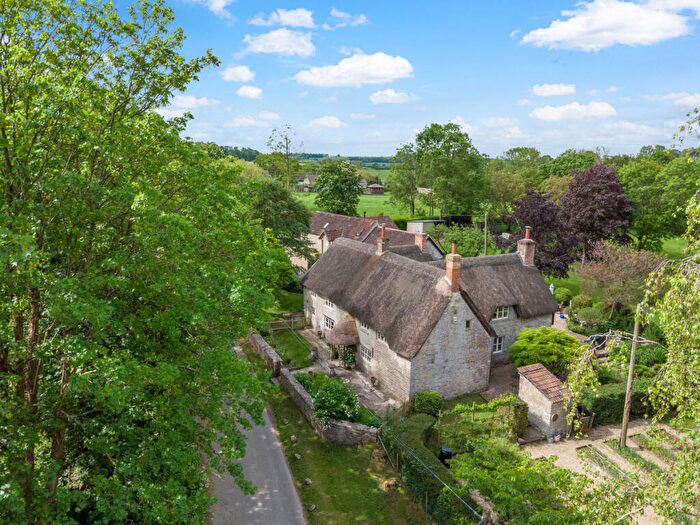 5 Bedroom Detached House For Sale In South Barrow, Somerset, BA22