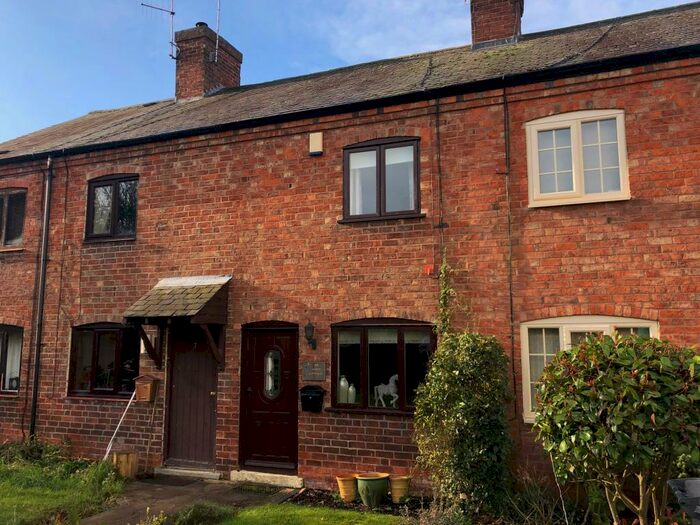 2 Bedroom Cottage To Rent In Easthorpe Cottages, Ruddington Village, NG11