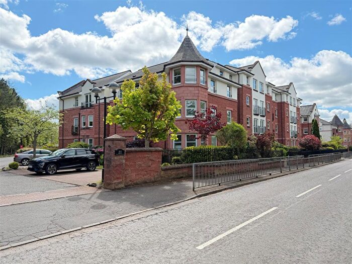 2 Bedroom Flat For Sale In Castle Court, Bothwell, G71