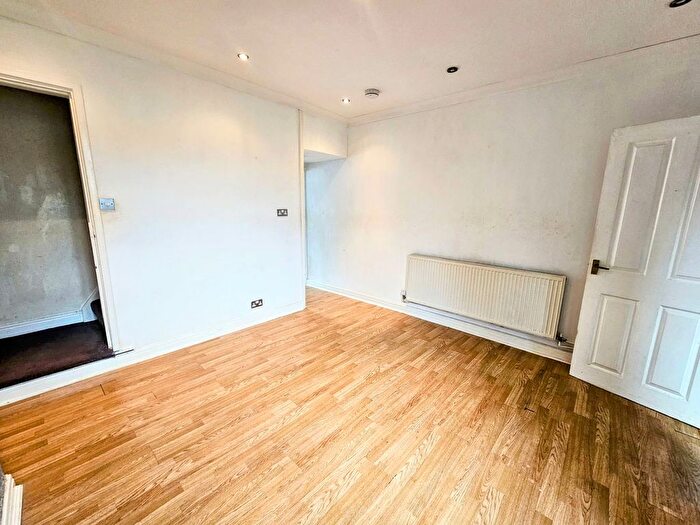3 Bedroom End Of Terrace House For Sale In Horace Avenue, Stapleford, NG9