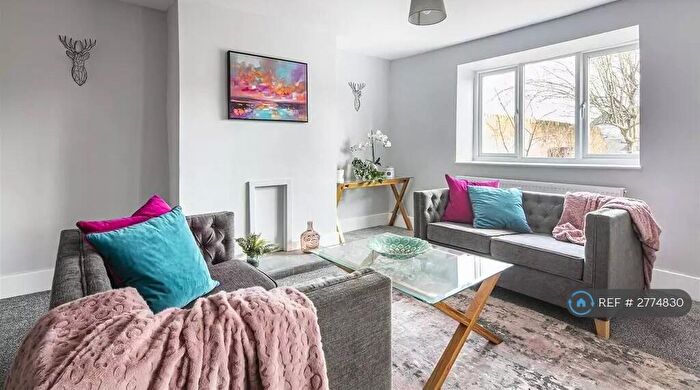 4 Bedroom Semi Detached House To Rent In High St, Sheffield, S20