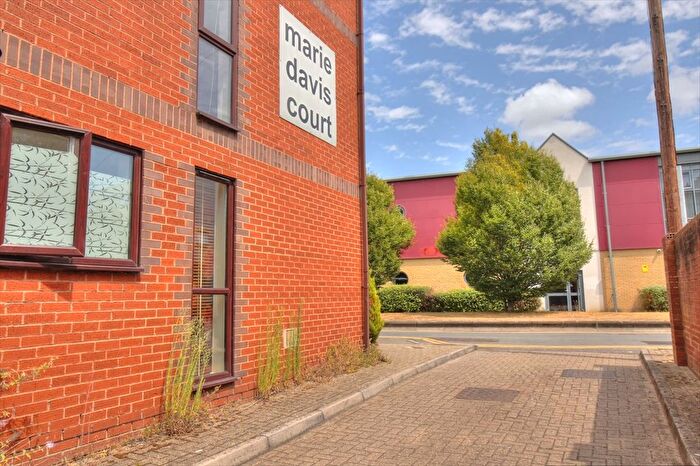 1 Bedroom Flat For Sale In Marie Davis Court, Reading, RG1