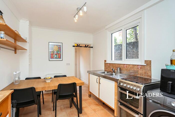 1 Bedroom Flat To Rent In St Johns Road, SE20