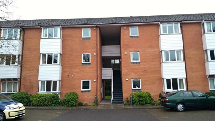 2 Bedroom Flat To Rent In Jasmine Court, Cambridge, CB1