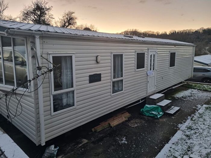 3 Bedroom Park Home To Rent In Knatts Valley Road, Knatts Valley, TN15