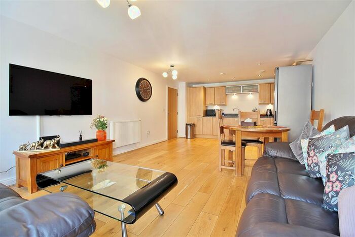 2 Bedroom Flat To Rent In Langtry Court, Lanadron Close, Isleworth, TW7