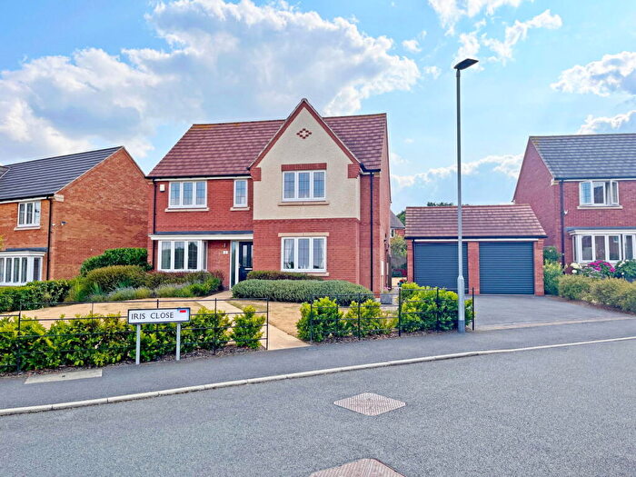 4 Bedroom Detached House For Sale In Iris Close, Shepshed, Loughborough, Leicestershire, LE12