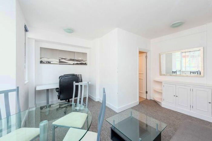 1 Bedroom Flat To Rent In Sloane Avenue, Chelsea, London, SW3